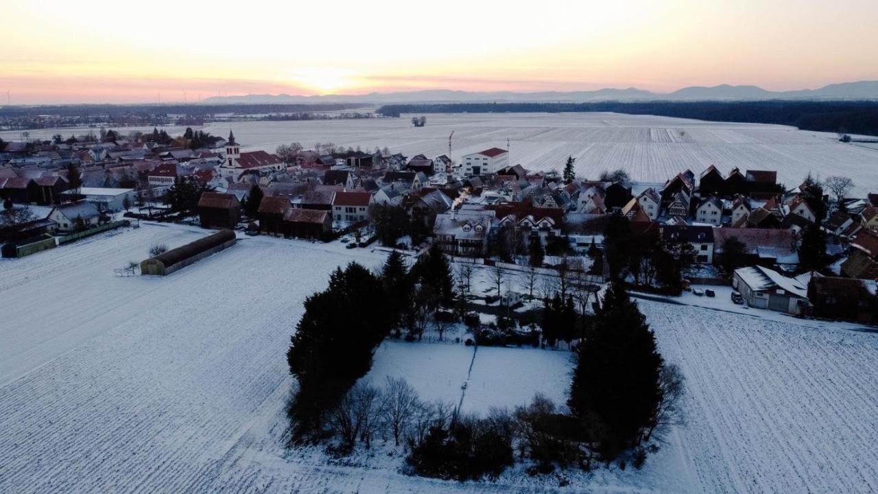 Hotel Restaurant Krone Hayna  Exteriör bild